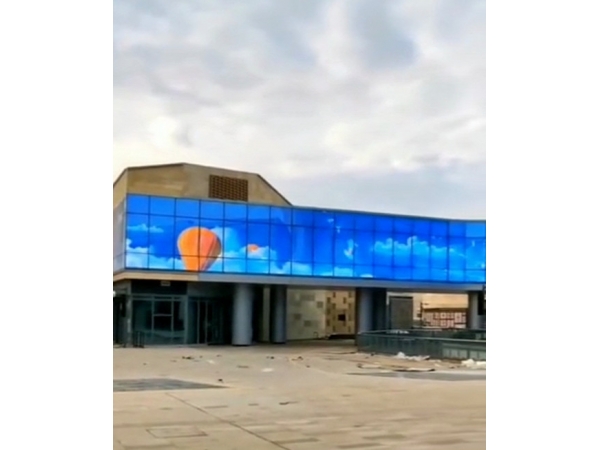 安装LED显示屏的价格是多少?_全彩LED显示屏价格怎么计算?